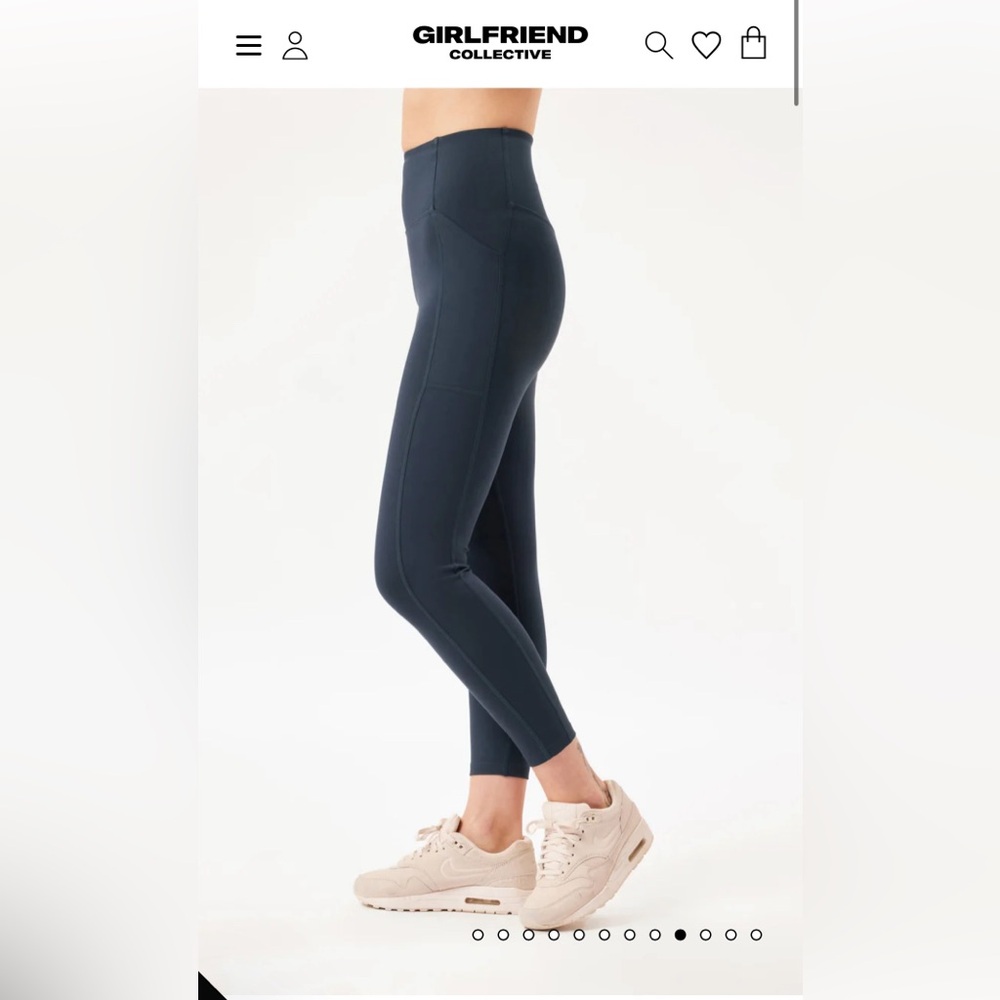 Midnight Compression Pocket Girlfriend Legging - Picture 4 of 9